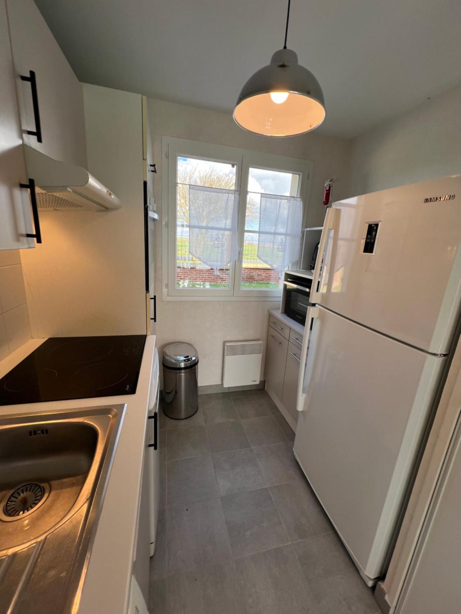 Holiday home Maison Ariana 6 Personnes A 5 Min De La